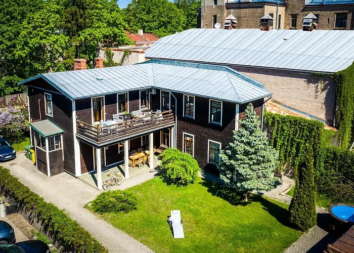 With A Terrace And A Hot Tub Appartement *