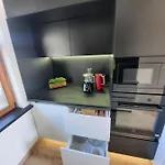 Апартаменти With A Terrace And A Hot Tub *