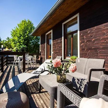 With A Terrace And A Hot Tub Apartamento Riga