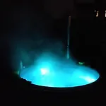 With A Terrace And A Hot Tub Apartamento *